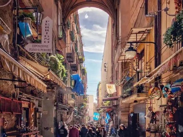 La Casetta In Centro Napoli Eksteriør bilde